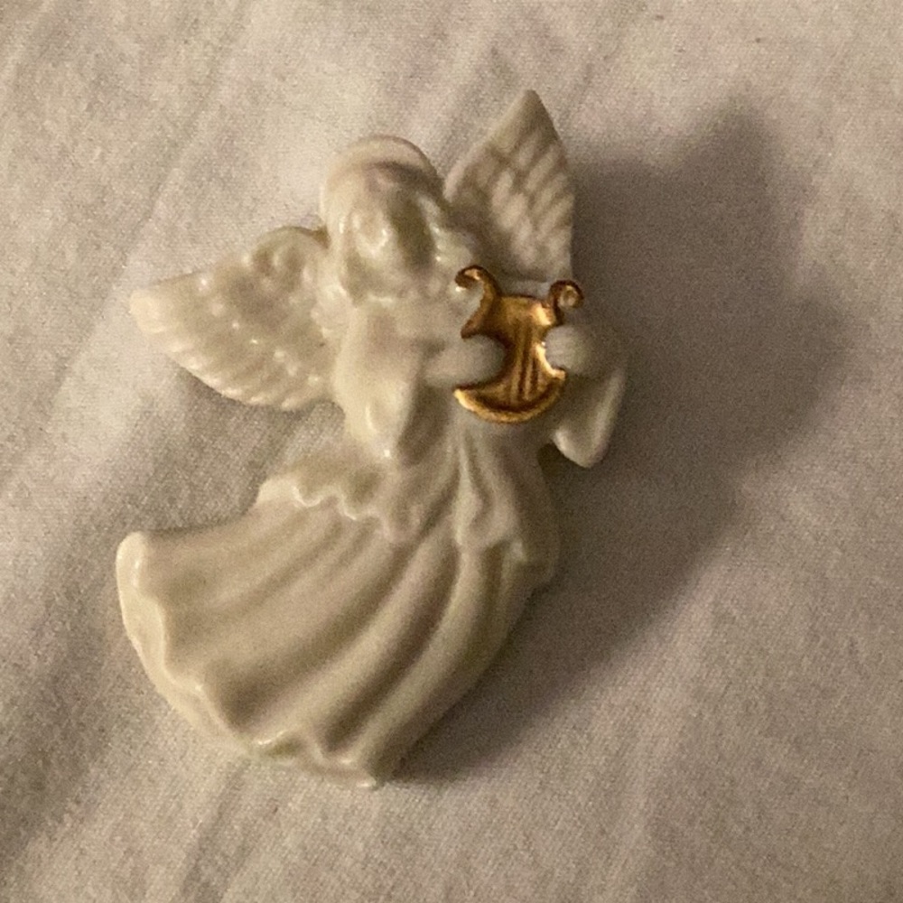 Vintage Lenox Angel Pin.